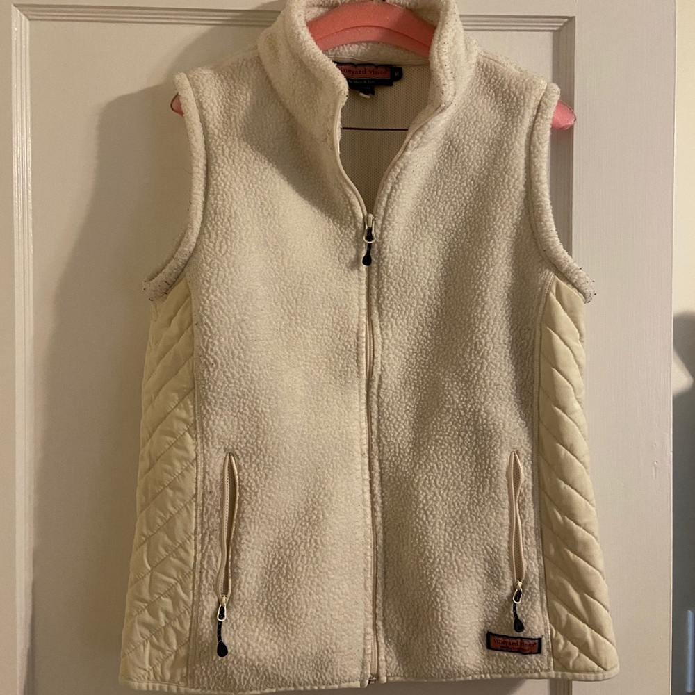 Vineyard vines vest